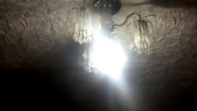 Взрыв лампочки смотреть онлайн
