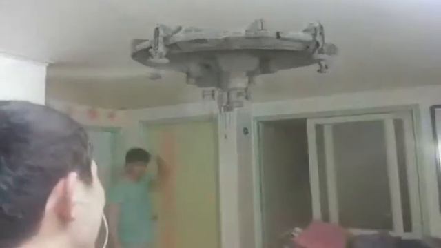 Уфо в доме смотреть онлайн