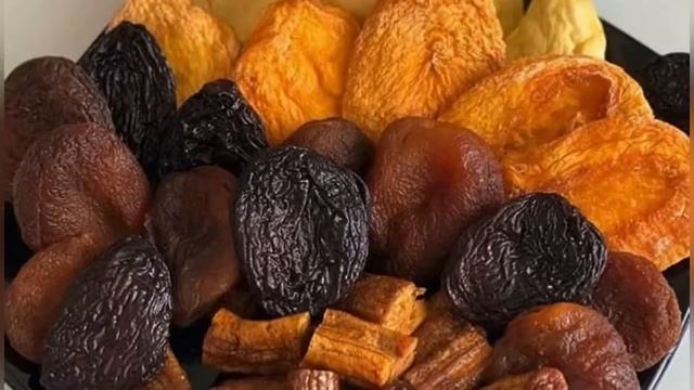 Какие сухофрукты опасны для здоровья. смотреть онлайн