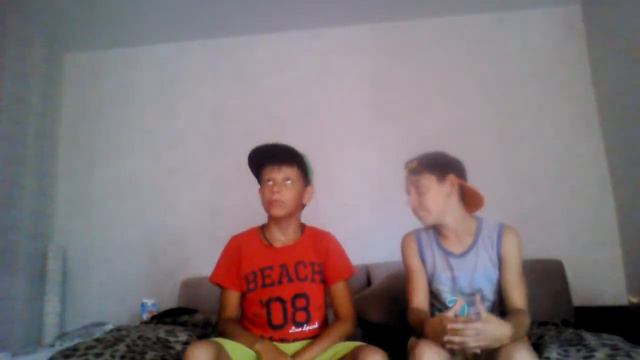 ☆Челендж 7 секунд с дамиком (нига бьет подушку):O☆ смотреть онлайн