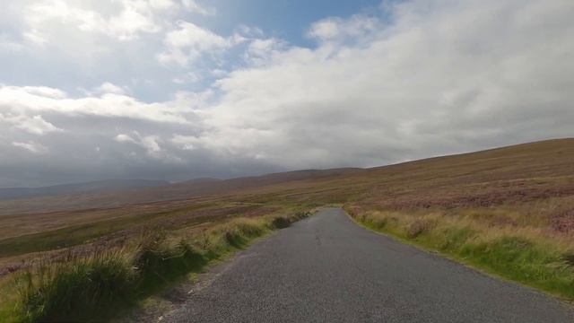 Wicklow Mountains : 4K Virtual Bike Ride Ireland