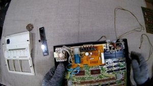 Искра 2240 / калькулятор с хорошими радиодеталями.