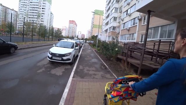 Очереди в поликлинике / Ярмарка в детском саду / Печальный день рождения / Осень в Краснодаре смотреть онлайн