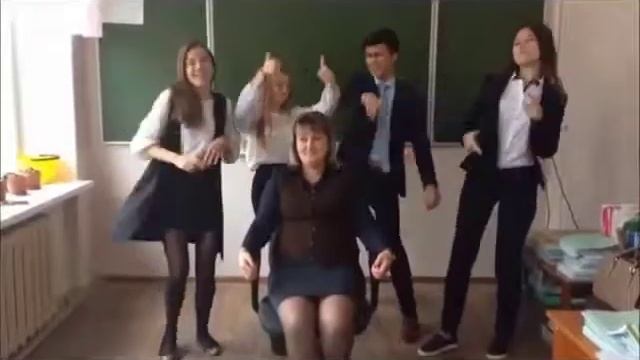 Оригинальный подарок учителю))) смотреть онлайн