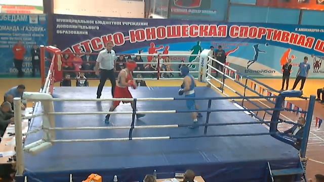 XXIII Традиционный турнир по боксу памяти Героя Советского союза Ф.Д.Глухова (финальные бои) смотреть онлайн