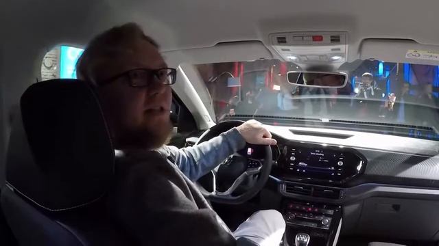 МАЛЕНЬКИЙ ТУАРЕГ VOLKSWAGEN T CROSS ФОЛЬКСВАГЕН Т КРОСС МИРОВАЯ ПРЕМЬЕРА ЭКСКЛЮЗИВ смотреть онлайн