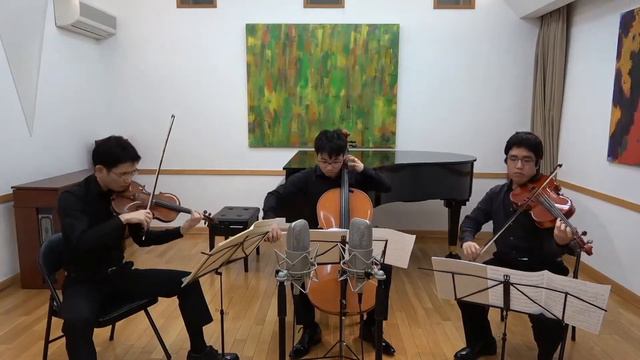 Mozart:Divertimento K563 1.Allegro смотреть онлайн