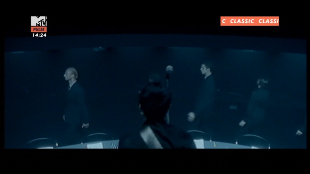 Muse - Time Is Running Out @ 2003 MTV PULSE HD смотреть онлайн