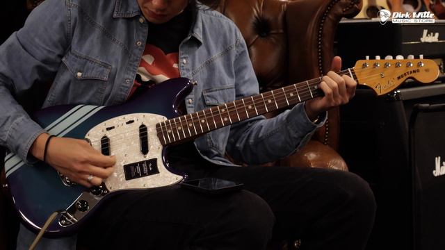 Dirk Witte - Fender Vintera II Competition Mustang Burgundy смотреть онлайн