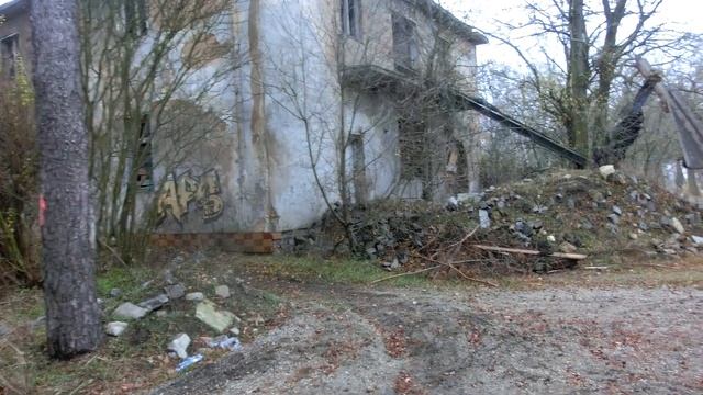 Aэродром Altes Lager,к зданию столовой и далее 10.12.2020 смотреть онлайн