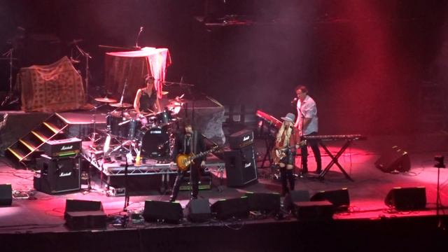 Dead or Alive - Ritchie Sambora and Orianthi 25.10.16 смотреть онлайн