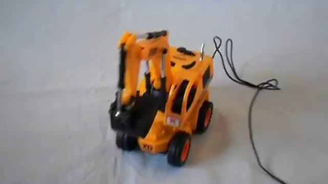 Игрушка с управлением Спецтехника Экскаватор Play Smart смотреть онлайн