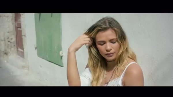 Lost Frequencies ft. Sandro Cavazza - Beautiful Life