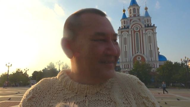 Хабаровчанин колеблется между выборами и баррикадами смотреть онлайн