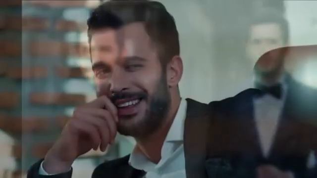 Эльчин Сангу утверждал, что жена Барыша Ардуча красивее и привлекательнее, чем Гюпсе Озай! смотреть онлайн