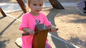 Boo boo story from Mia. Ребёнок как бэби бон лечит маму!