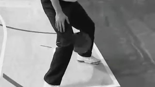 Уроки Баскетбола - Дриблинг смотреть онлайн