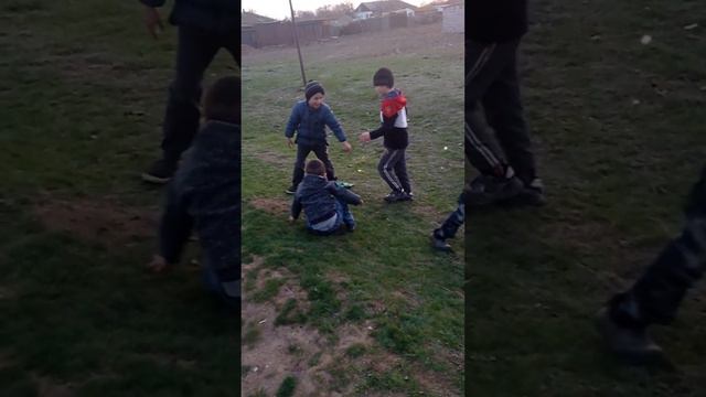 дети дерутся 2 часть смотреть онлайн