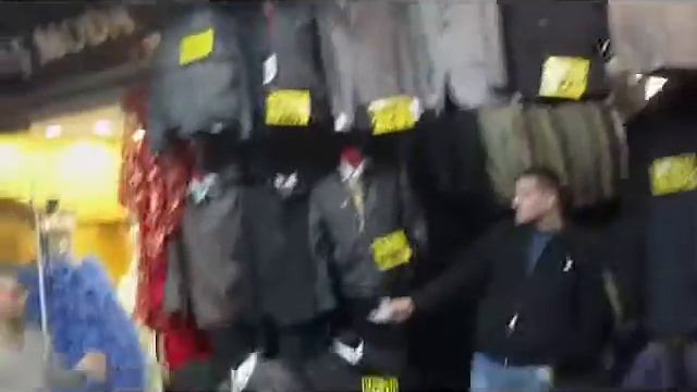 Vincent's Travel Log - Istanbul, Turkey (Shopping) смотреть онлайн