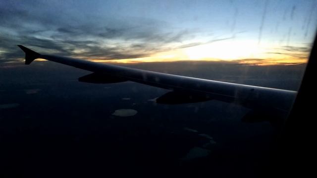 Домой! – Встречаем рассвет на крыле самолёта! смотреть онлайн