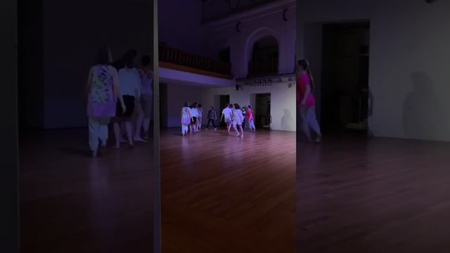 Фрагмент спектакля современного танца "Там, где деревья выше домов" смотреть онлайн