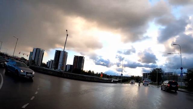 После штормовая покатушка + Дедский дом - Тондираба парк.09.10.202309 10 2023 смотреть онлайн