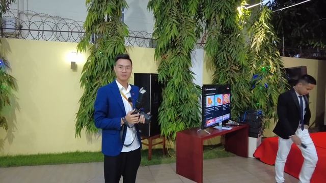 Cùng Đoàn Đại Sứ Quán Việt Nam Thăm C/Đường Hồ Chí Minh Tại Angola Ngày 2.9, Bữa Tối Cùng CĐ Ng Việ смотреть онлайн
