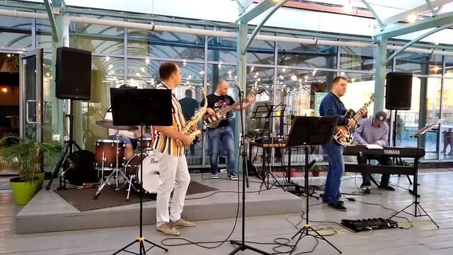 Mixed ensemble - Black Frost (Grover Washington Jr) смотреть онлайн