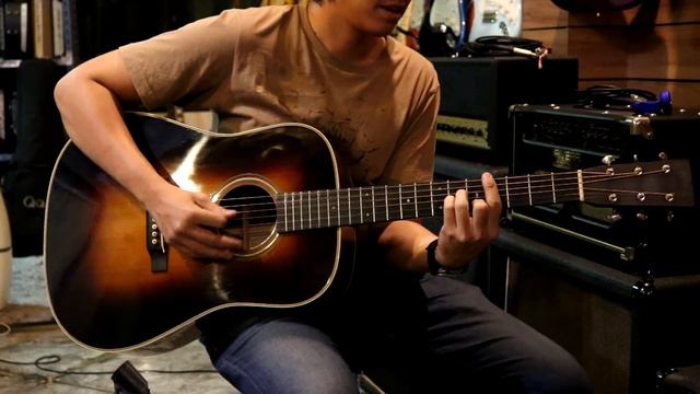 Review Martin D28 Maquiss Sunburst 2015 By Fusionmusic смотреть онлайн