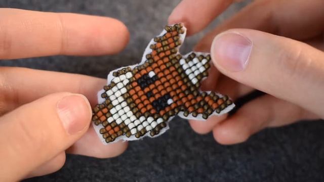 Making Beaded Pins - Video Game Character Designs смотреть онлайн