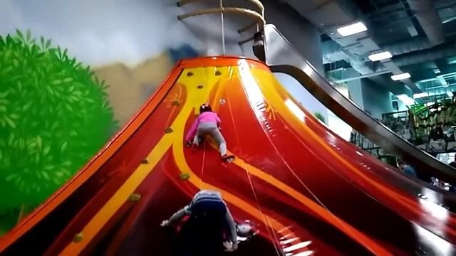 Игровой центр Бумеранг смотреть онлайн
