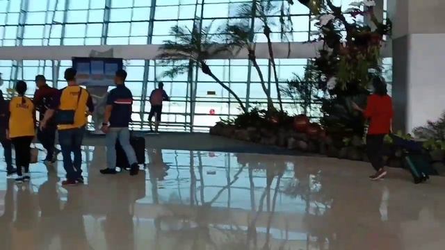 REVIEW AIRPORT SOEKARNO HATTA TERKINI 2023 | BANDARA DOMESTIK SOEKARNO HATTA смотреть онлайн