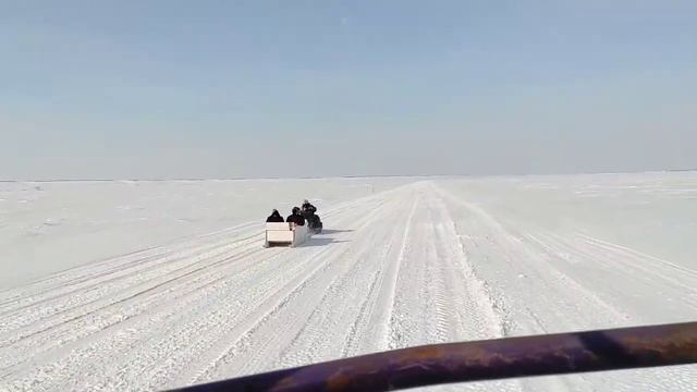 Зимник в южную сторону от Нового Порта. смотреть онлайн