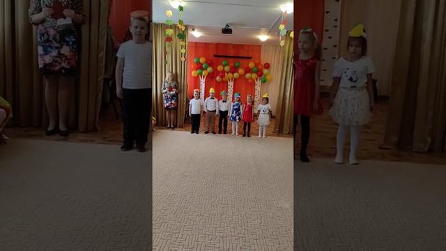 Осенний утренник во второй младшей группе смотреть онлайн