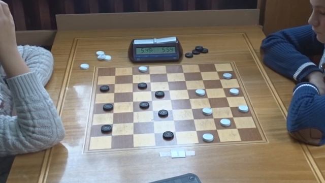 Скандал во время игры! Тронул ходи или же тупой расчет? А как бы вы поступили? | #шашки смотреть онлайн