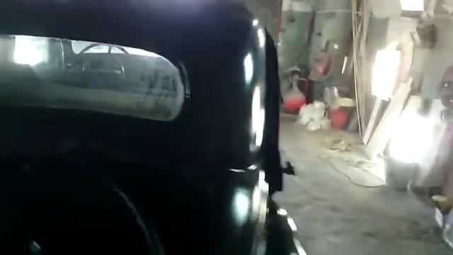 Мерседес 1938 год-ВЫКРАСИЛ В СЕРЫЙ ТАНКОВЫЙ МАТОВЫЙ ЦВЕТ. смотреть онлайн