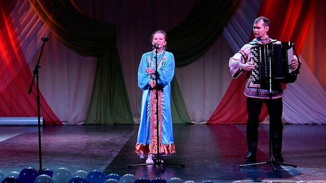 Календарная песня "Христос Воскрес, сын Божий" и Свадебная песня "Да по речушке утенушка плавала" смотреть онлайн