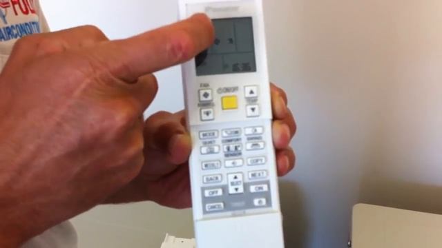How to fault find a Daikin Air Conditioner, troubleshoot split system, green flashing light.MOV смотреть онлайн