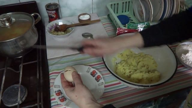 Суп с клецками. Клецки из картофеля! смотреть онлайн