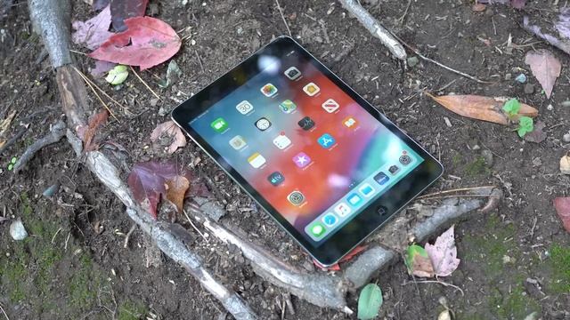 Using the iPad Mini 2 in 2021 - Review смотреть онлайн