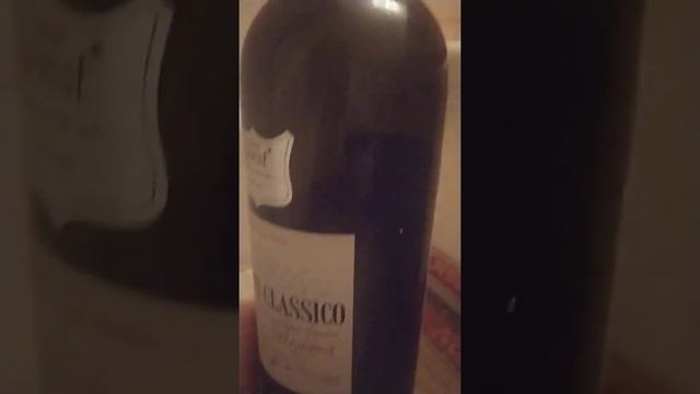 C.harlie F.elter говорит с другом по телефону о вине, и как никто не хочет пыть с ним в Ю.К.: смотреть онлайн