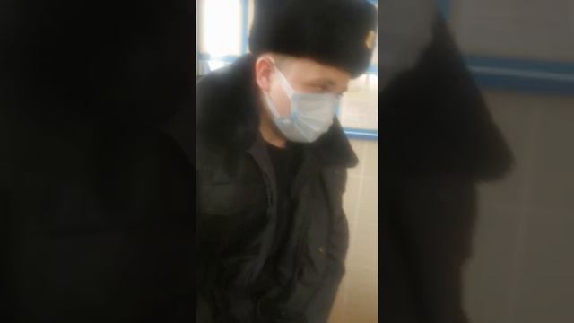 Лицо без полномочий вело видеосъмку мужчин и женщин несмотря на запрет. смотреть онлайн