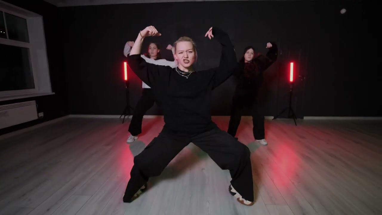 K-Pop Cover Dance / Студия танцев DanceLab