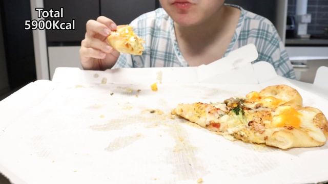 10000kcal Challenge Mukbang Magnum Snickers Oreo Chocolate Icecream Dessert Pizza Chicken ShakeShac смотреть онлайн