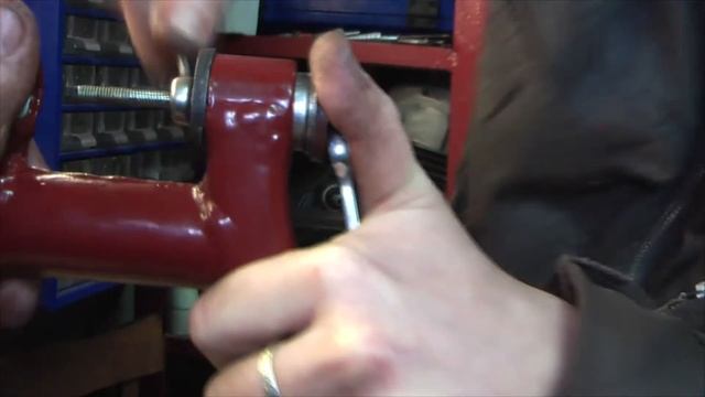 распаковка, втулки маятника Ява старушка смотреть онлайн