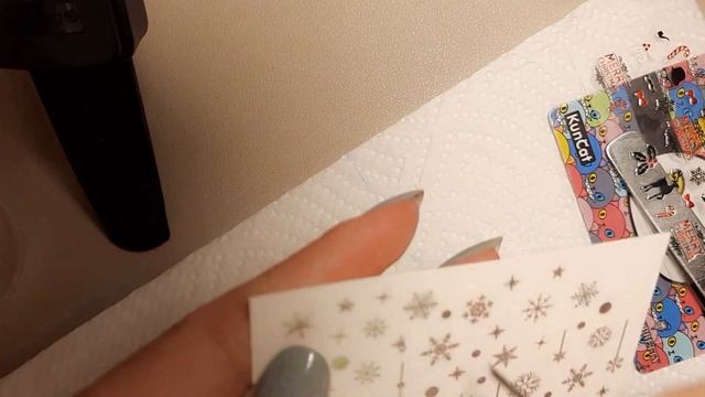 Зимний дизайн ногтей\обычный лак смотреть онлайн