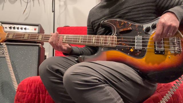 1970’s Kasuga Jazz Bass Sunburst Maxon Pickups MIJ Japan Ibanez Greco Lawsuit Era смотреть онлайн