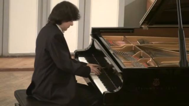 Vinogradov Igor Plays R.Shumann 
