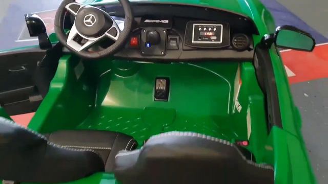 Mercedes kinderauto GTR 2 persoons смотреть онлайн