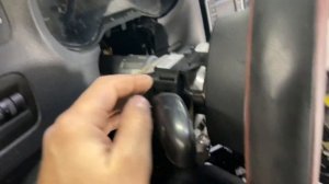 VW Polo Sedan, как снять панель приборов, торпеду, целиком.